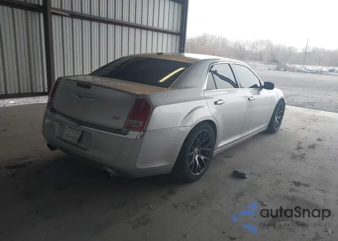 2016 Dodge Charger Srt 392 из США, поврежденный, VIN 2C3CDXEJ2GH339946